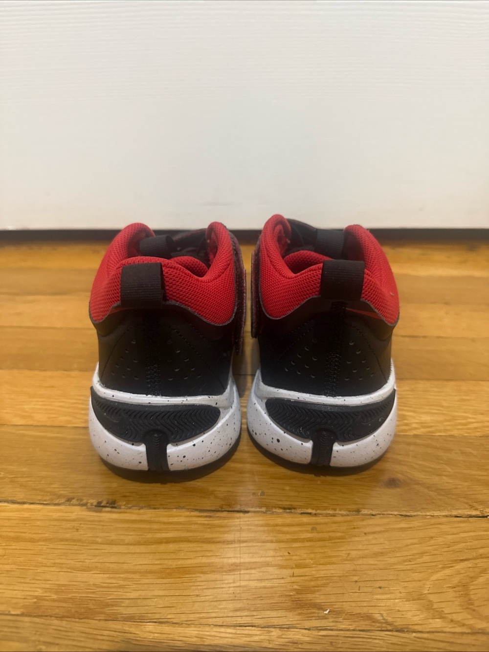 Nike Team Hustle Kids Black and Red Velcro Strap Sneakers - Picture 5 of 7